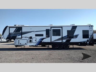 2025 Keystone RV Fuzion - Photo 12