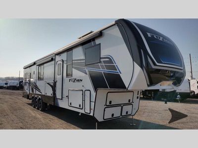 2025 Keystone RV Fuzion - Photo 2