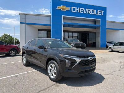 2026 Chevrolet Trax 1TR58 — front three-quarter view
