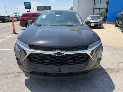 2026 Chevrolet Trax — photo 8 view