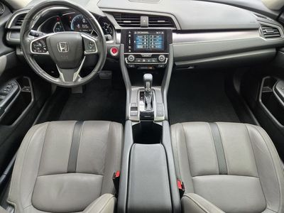 2018 Honda Civic — photo 18 view