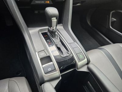 2018 Honda Civic — photo 13 view