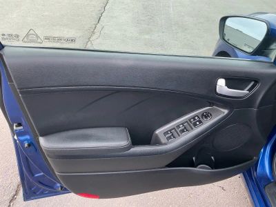 2018 Kia Forte - Photo 15