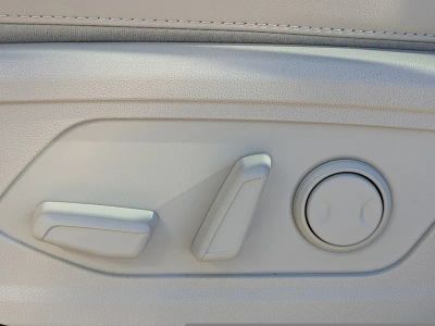 2026 Kia Sorento — photo 25 view