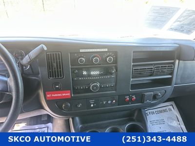 2015 Chevrolet Express Van - Photo 15