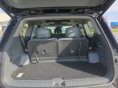 2026 Kia EV9 — photo 17 view