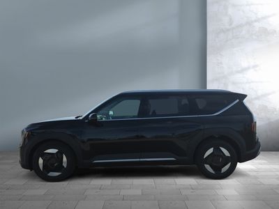 2026 Kia EV9 — rear three-quarter view
