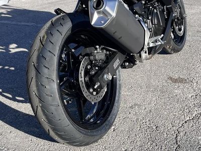 2026 Kawasaki Ninja 500 Metallic Flat Spark Black — photo 8 view