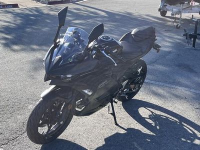2026 Kawasaki Ninja 500 Metallic Flat Spark Black — interior view