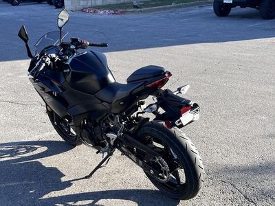 2026 Kawasaki Ninja 500 Metallic Flat Spark Black — engine compartment view