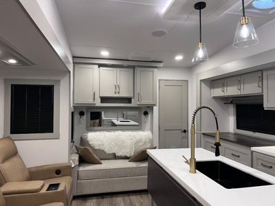 2026 Brinkley Model Z - Photo 7