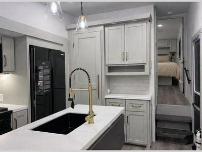 2026 Brinkley Model Z - Photo 14