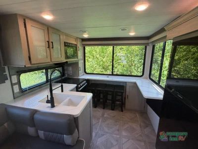 2024 Forest River RV Salem - Photo 8