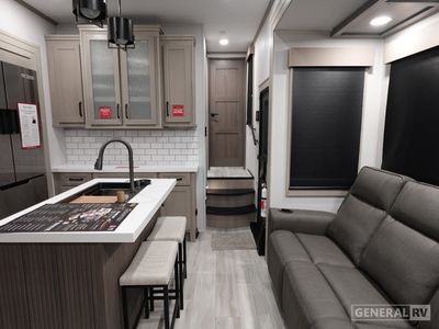 2026 Grand Design Momentum M Class - Photo 7