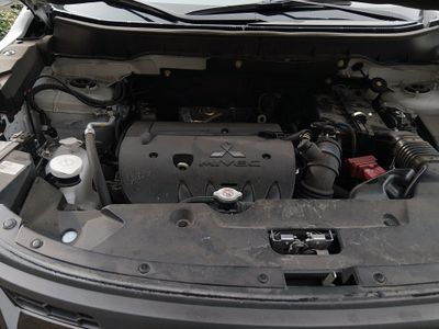 2025 Mitsubishi Outlander Sport - Photo 9
