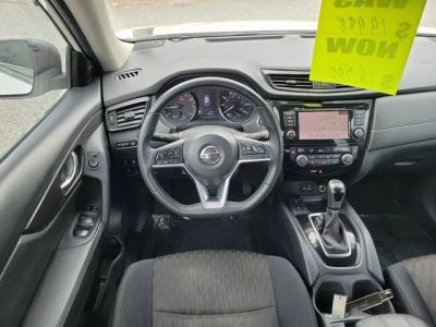 2019 Nissan Rogue — photo 27 view