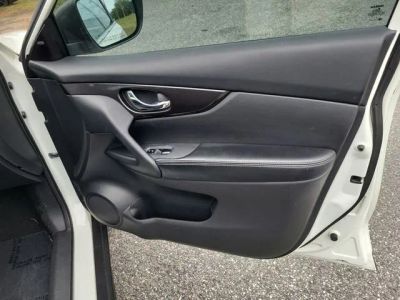 2019 Nissan Rogue — photo 36 view