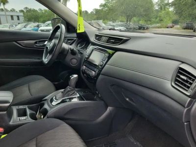 2019 Nissan Rogue — photo 34 view