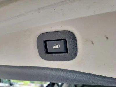 2019 Nissan Rogue — photo 9 view