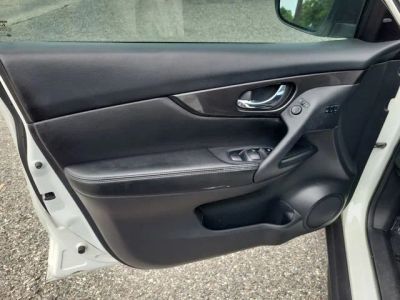 2019 Nissan Rogue — photo 11 view