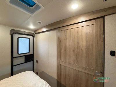 2022 Grand Design Imagine - Photo 35