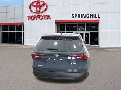 2026 Toyota Grand Highlander Hybrid - Photo 7