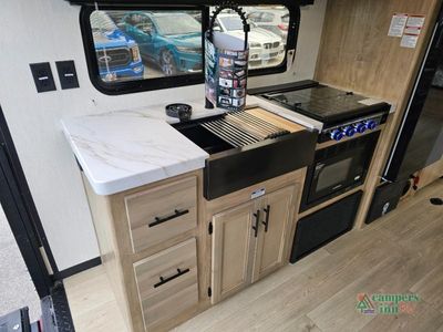 2026 Forest River RV Cherokee Grey Wolf - Photo 12
