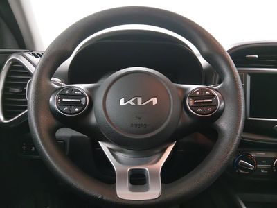 2024 Kia Soul — photo 12 view