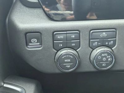 2025 Chevrolet Silverado 1500 — photo 23 view