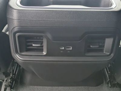 2025 Chevrolet Silverado 1500 — photo 14 view