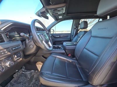 2024 GMC Yukon - Photo 9