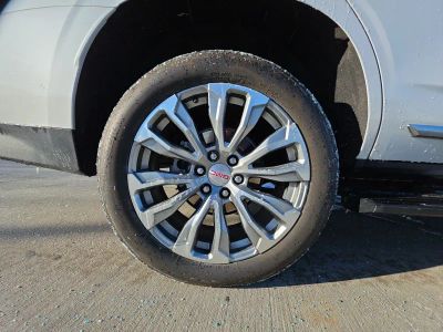 2024 GMC Yukon - Photo 16