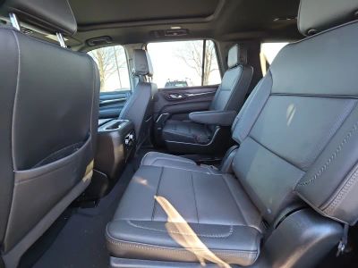 2024 GMC Yukon - Photo 18