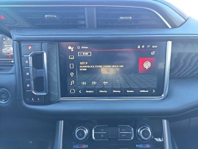 2024 GMC Yukon - Photo 11