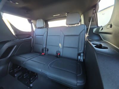 2024 GMC Yukon - Photo 25