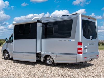 2023 Airstream Atlas - Photo 2