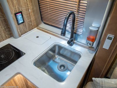 2023 Airstream Atlas - Photo 10