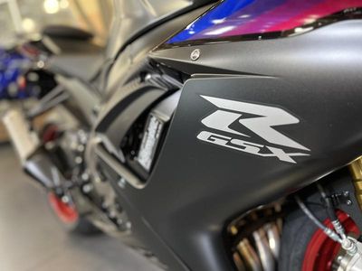 2026 Suzuki GSX-R750 - Photo 8
