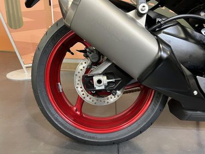 2026 Suzuki GSX-R750 - Photo 14