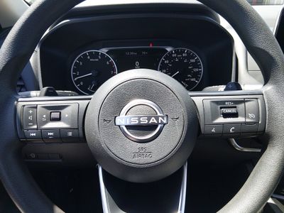 2024 Nissan Rogue — photo 12 view