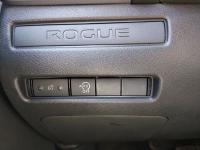 2024 Nissan Rogue — photo 13 view