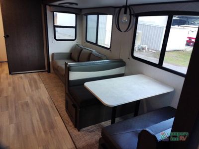 2022 Cruiser Embrace - Photo 29
