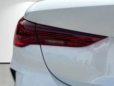 2027 BMW 4 Series — photo 10 view