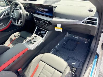 2027 BMW 4 Series — photo 13 view