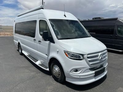 2026 Midwest Automotive Designs HERITAGE — front three-quarter view