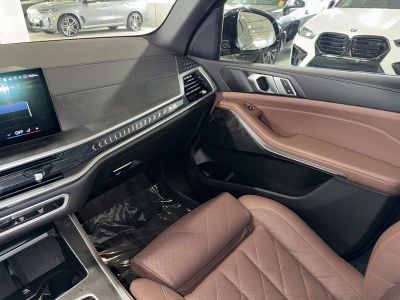 2024 BMW X5 — photo 30 view
