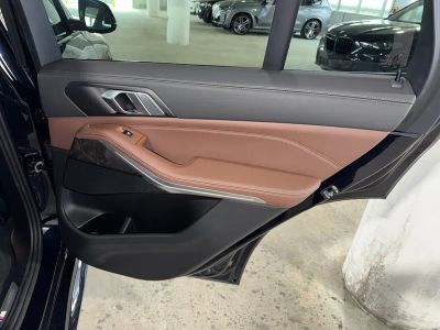 2024 BMW X5 — photo 11 view