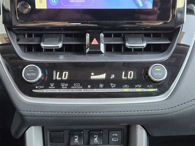 2025 Toyota Corolla Cross - Photo 13