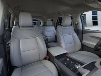 2026 Ford Explorer — photo 10 view