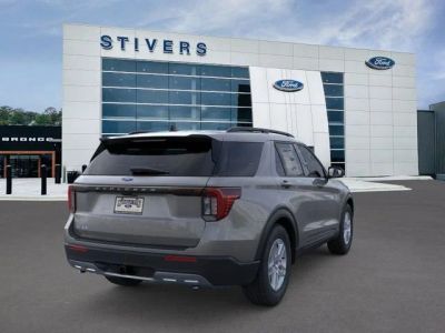 2026 Ford Explorer — photo 8 view